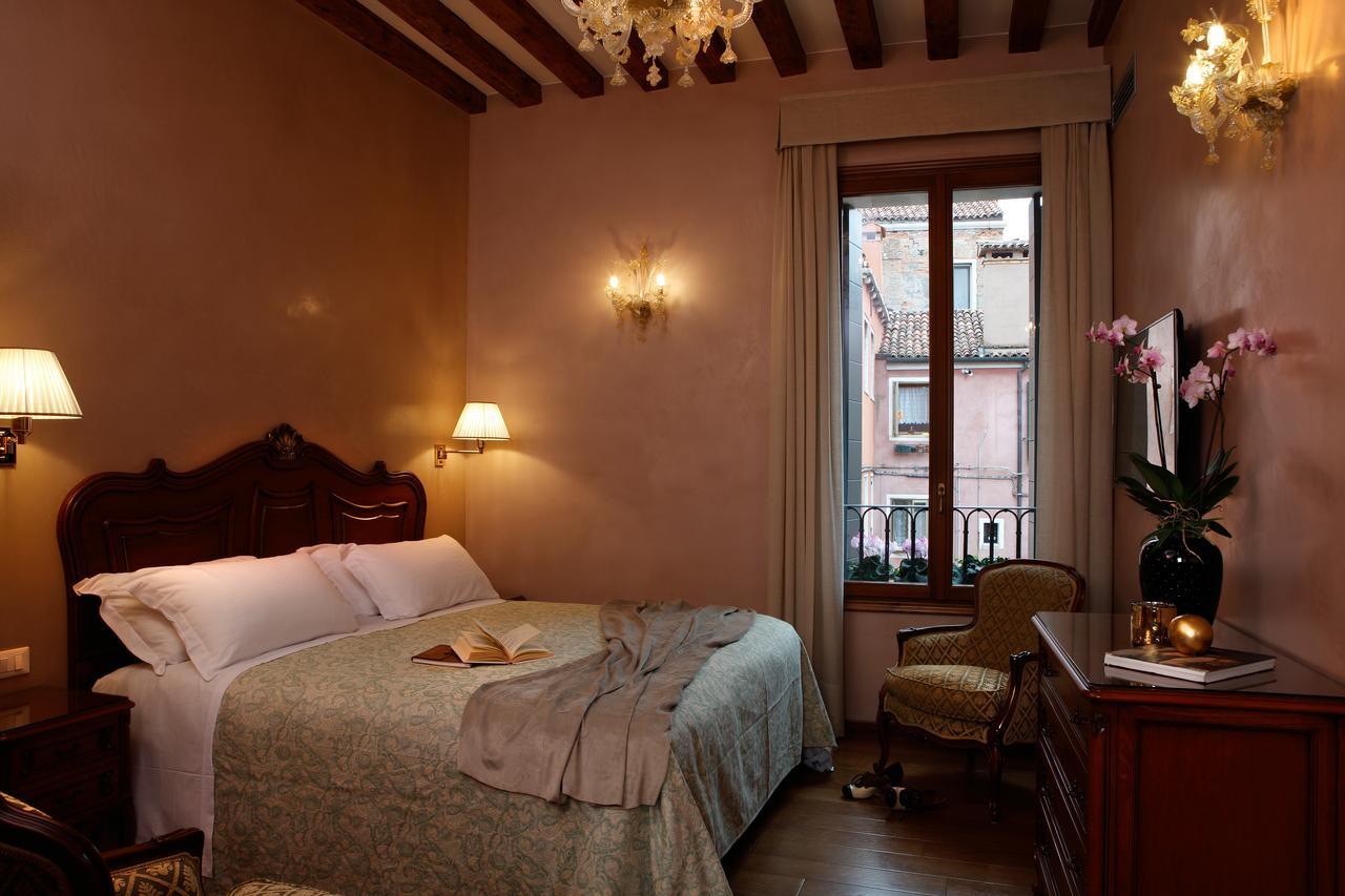 Superior Suite,631288128:JPEG